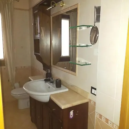 Nyaraló La Tua Casa Meravigliosa Con Giardino Fontanafredda