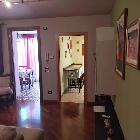 Nyaraló La Tua Casa Meravigliosa Con Giardino Fontanafredda