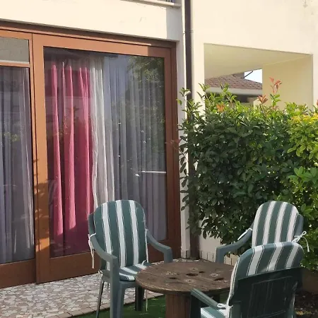 La Tua Casa Meravigliosa Con Giardino Holiday home Fontanafredda