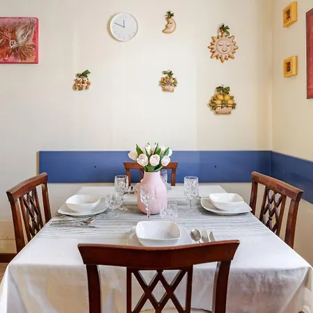 La Tua Casa Meravigliosa Con Giardino Сasa de vacaciones