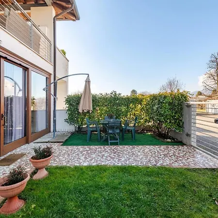 בית נופש La Tua Casa Meravigliosa Con Giardino *